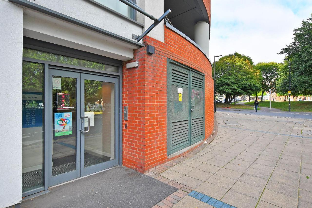 City Centre Modern Studio Apartment - Westone Free Wifi, Gym Access, Netflix 셰필드 외부 사진